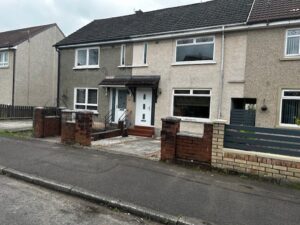Woodhall Ave